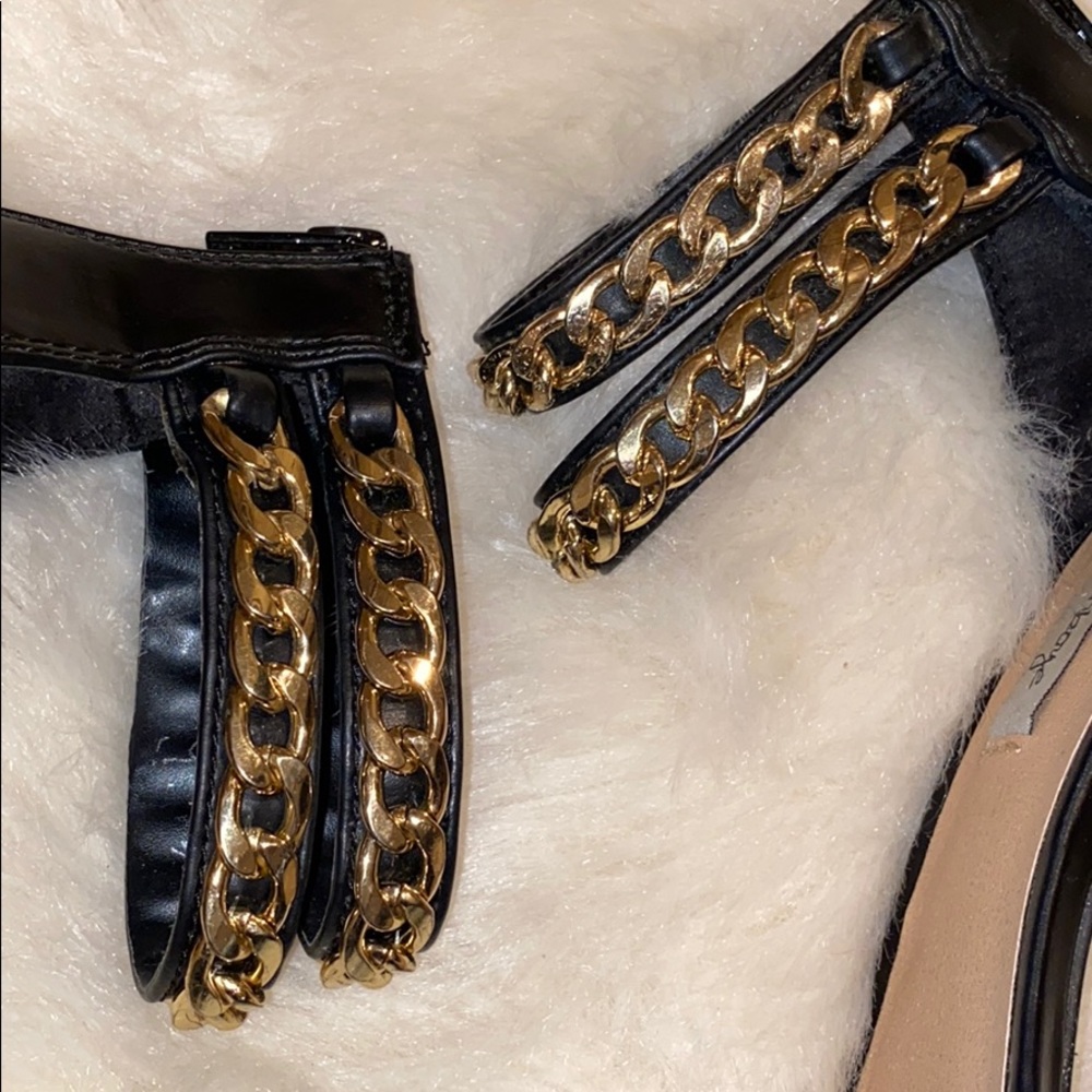 Chainlink Heels - Picture 3 of 6